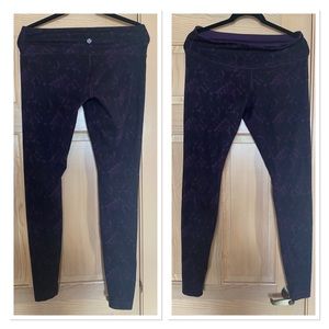 Lululemon Athletica midnight purple and black print full length leggings sz 10